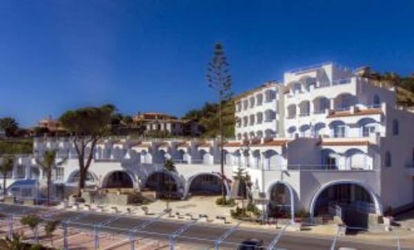HOTEL FERRETTI