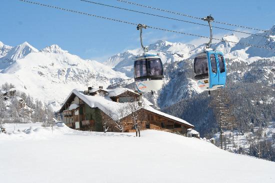 Hotel Ristorante Caprice Des Neiges