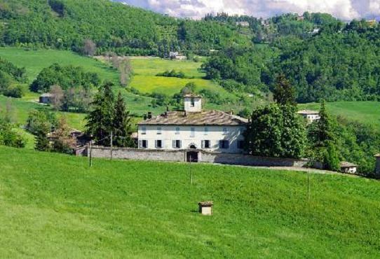 Villa e Corte Fortificata Caula