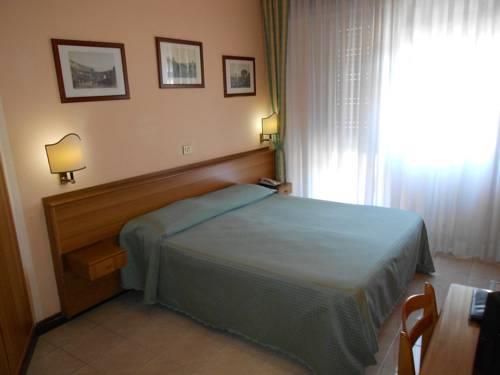 Hotel Pacific