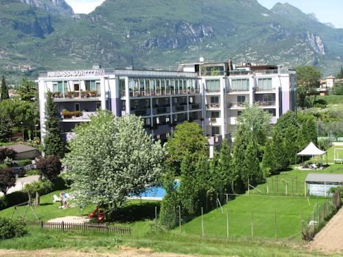 Ambassador Suite Hotel