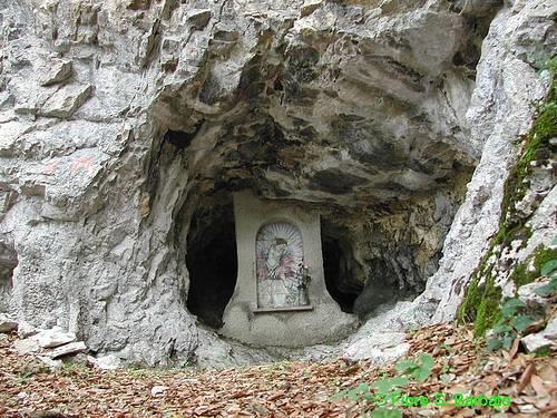 Eremo e Grotta del Salvatore