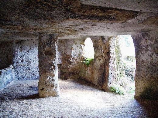 Necropoli di Poggio Buco 