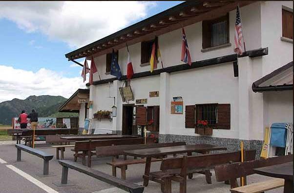 Rifugio Passo del Vivione