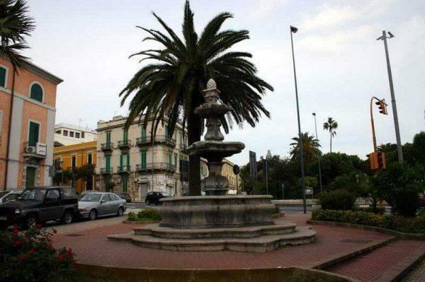 Fontana della Pigna