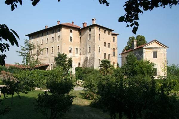 Castello di Camerletto