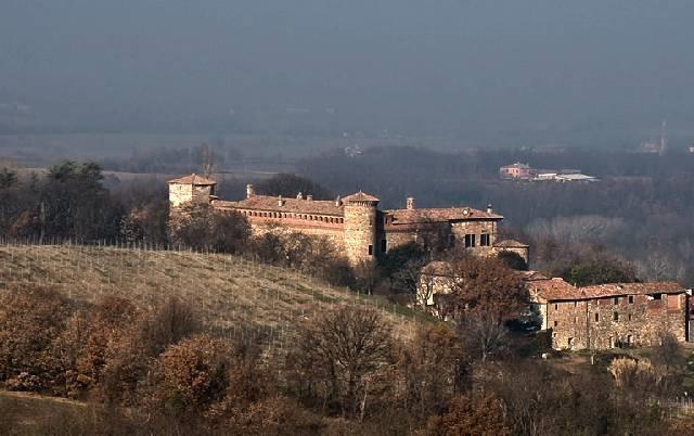 Castello di Momeliano