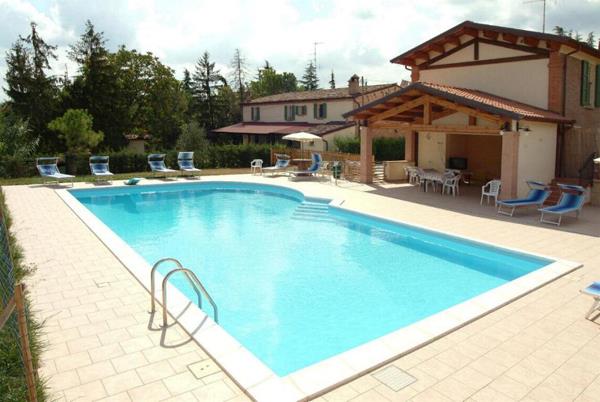 AZ. VIT. E AGRITURISMO LA SABBIONA