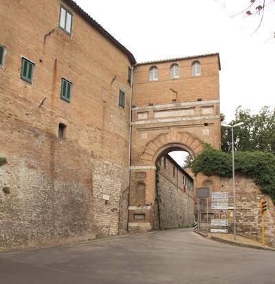 Porta San Girolamo