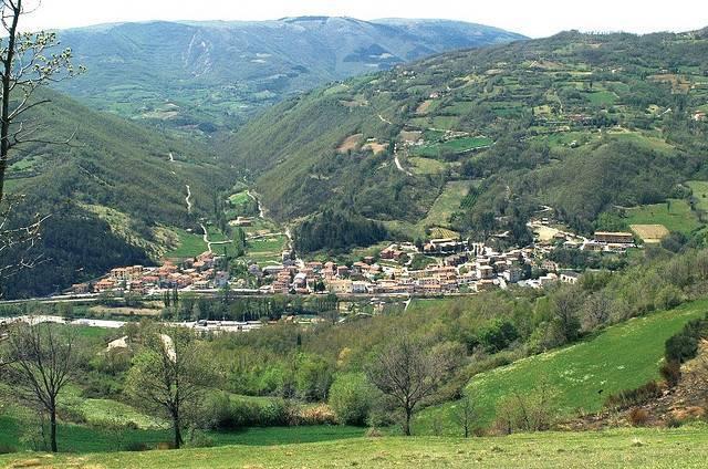 Castello di Serra