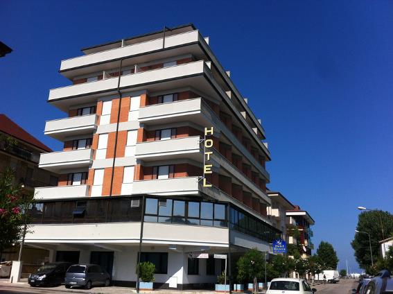 HOTEL RIVIERA