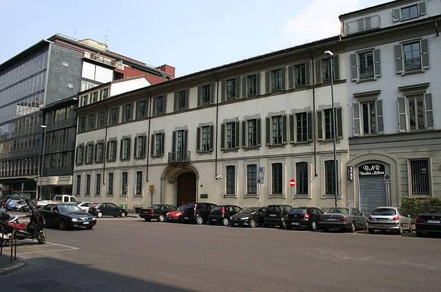 Palazzo Litta Cusini 