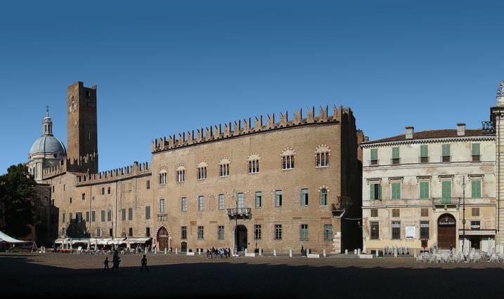 Piazza Sordello