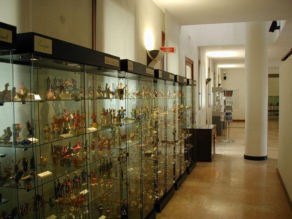 Museo della Ceramica dell' Istituto d' Arte 