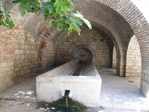 Piscero - antico lavatoio