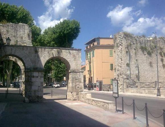 Mura Preromane