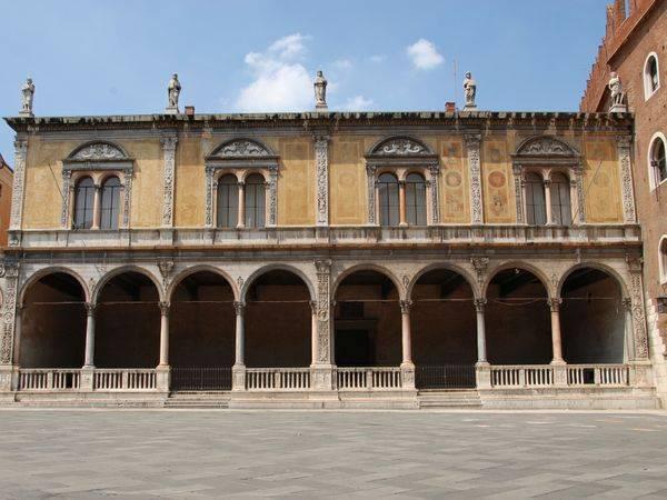 Loggia del Consiglio