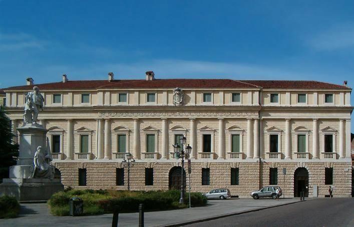 Palazzo Vescovile