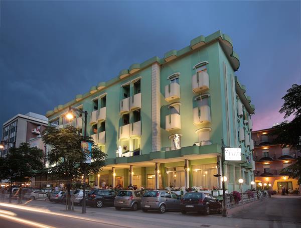 Hotel Serena