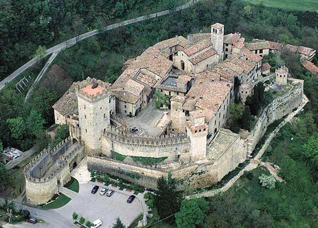 Castello di Vigoleno
