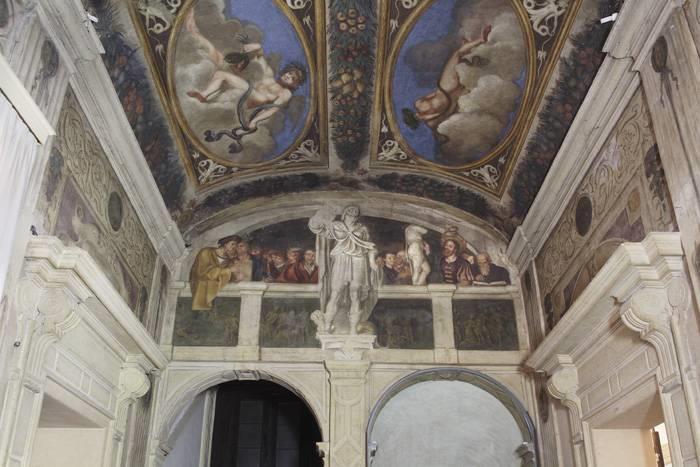 Palazzo Marescalchi