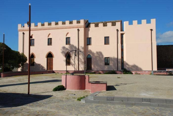 Castello Salvaterra 
