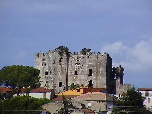 Castello di Francolise 
