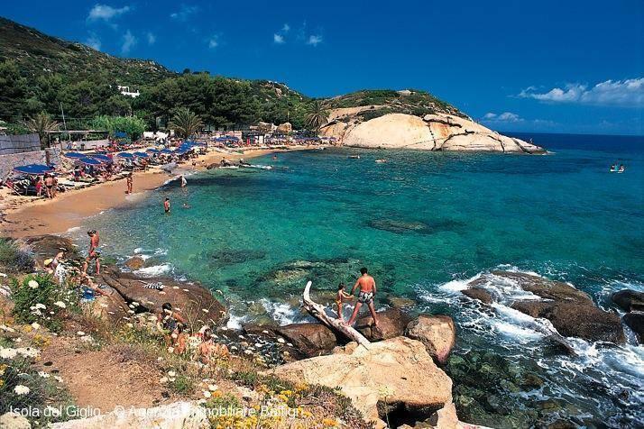 La spiaggia dell’Arenella
