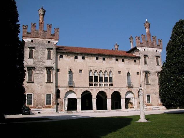 Castello Porto Colleoni