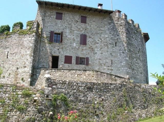 Castello di Arcano Superiore 