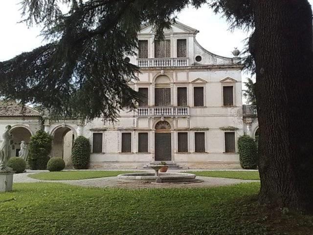 Villa Lattes