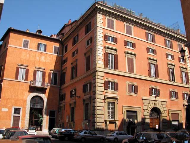 Palazzo Capranica