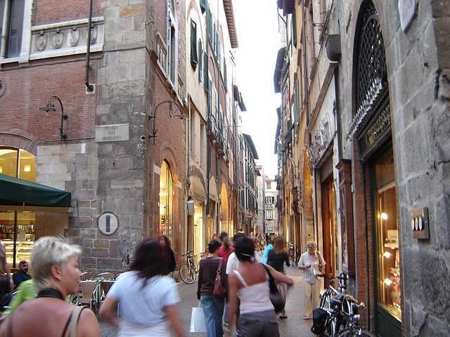 Via Fillungo