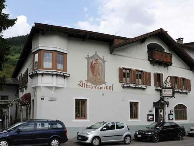 Albergo Pizzeria Sterzingerhof