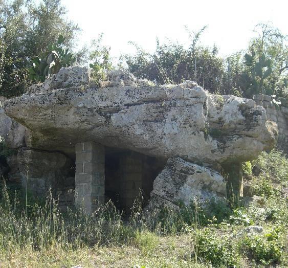 Dolmen di Avola