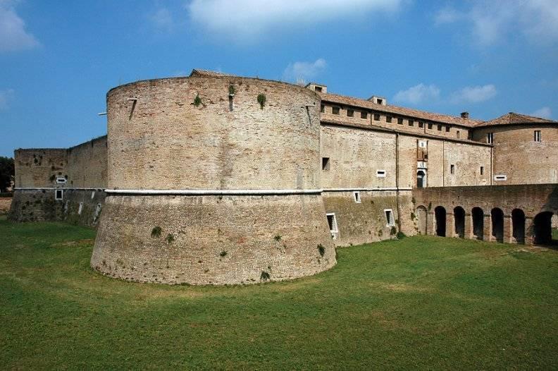 Rocca Costanza