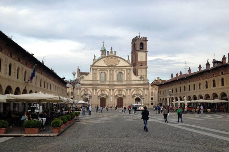 Piazza Ducale