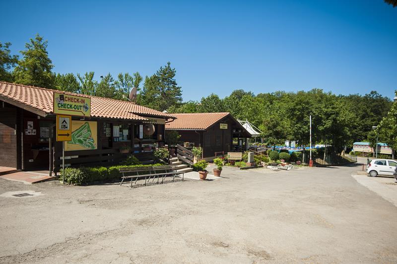Camping Village Mugello Verde