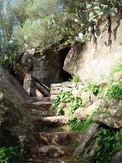 Grotta di Benikulà
