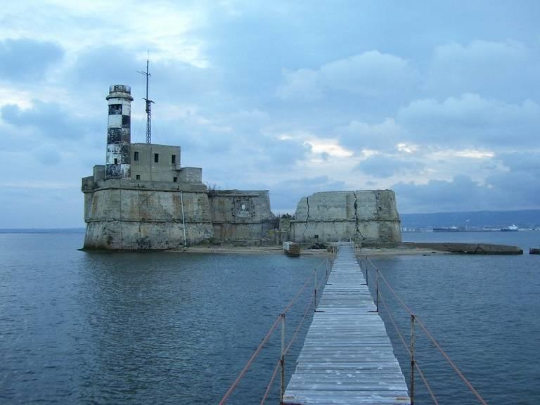 Torre Avalos