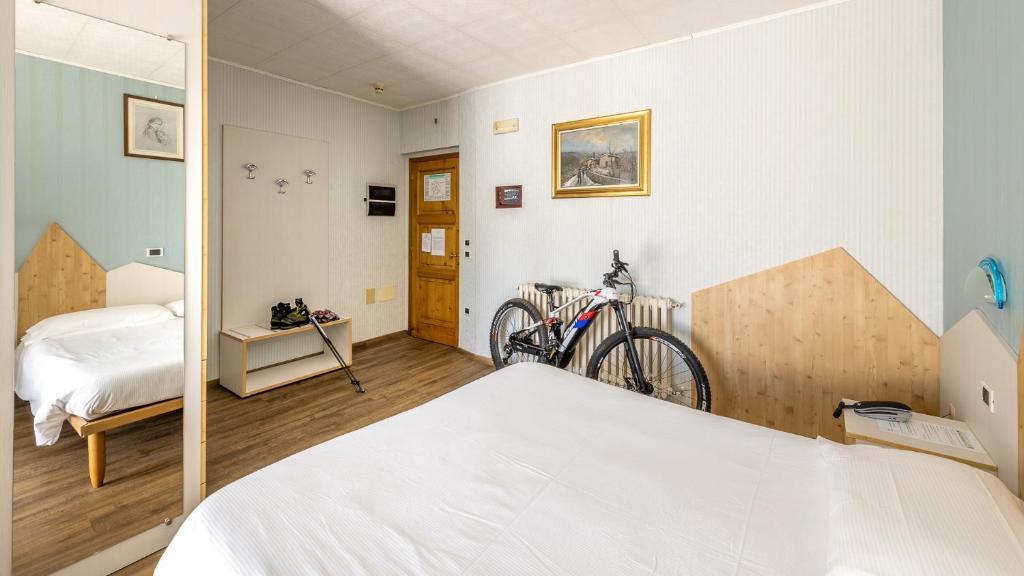 HOTEL CLUB FUNIVIA