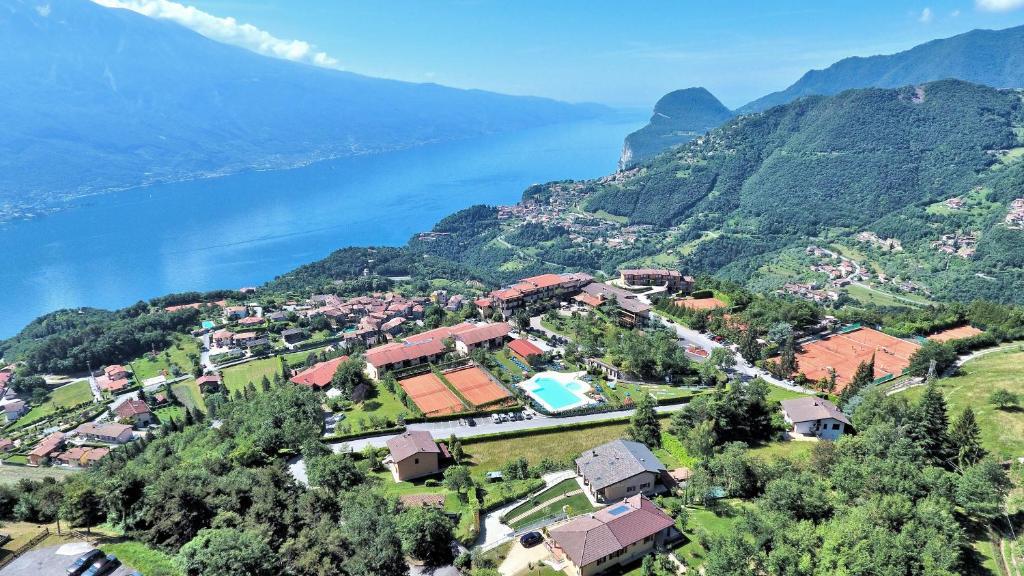 HOTEL PINETA CAMPI
