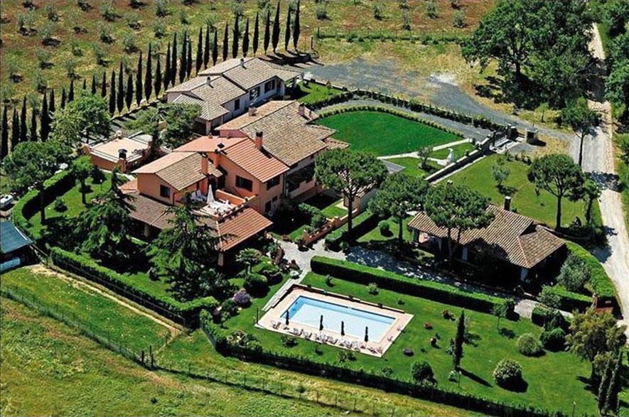 AGRITURISMO OLIO TERRA NERA