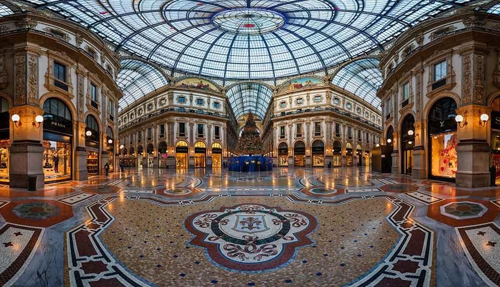 Galleria Vittorio Emanuele II, Milano, Italy