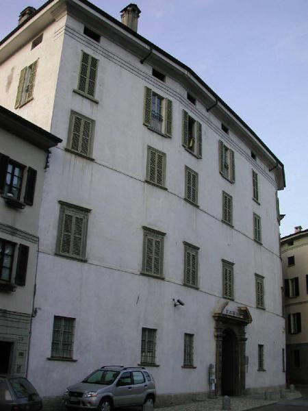 Palazzo Sassi De'Lavizzari