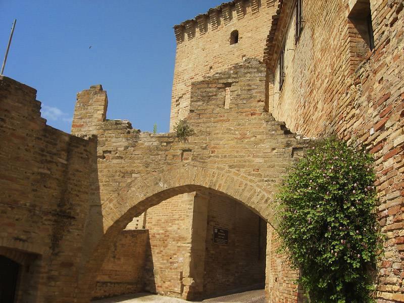 Mura Castellane