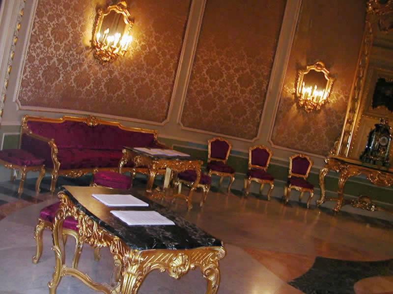 Palazzo Ducezio - Sala degli Specchi