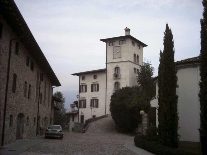 Castello di Zegliacco 