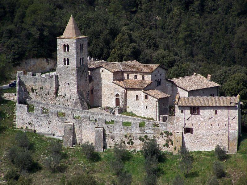 Abbazia Fortificata San Cassiano