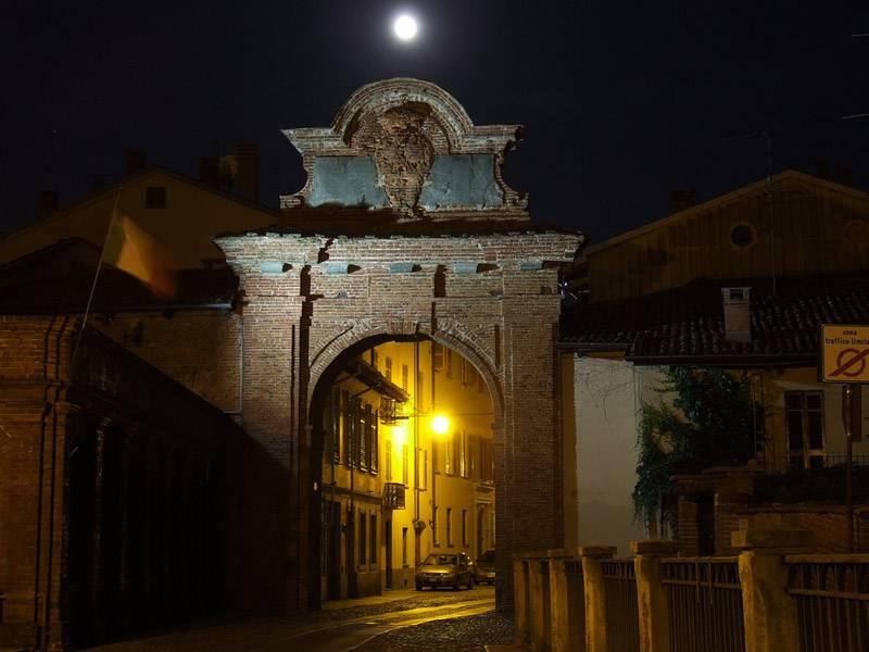 Porta Torrazza